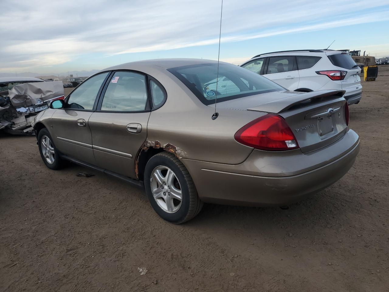 Lot #3029622068 2002 FORD TAURUS SEL