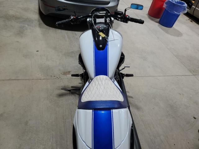 2019 SUZUKI VZR1800 JS1VY53A0K7100846