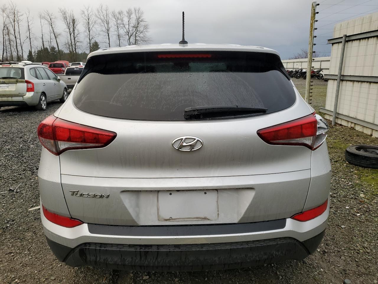 Lot #3042197934 2016 HYUNDAI TUCSON SE