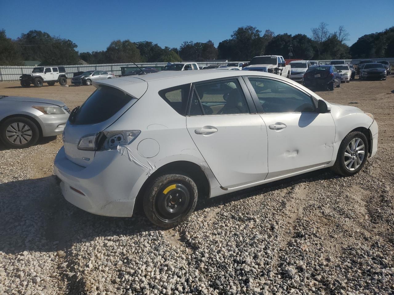 Lot #3021131186 2013 MAZDA 3 I