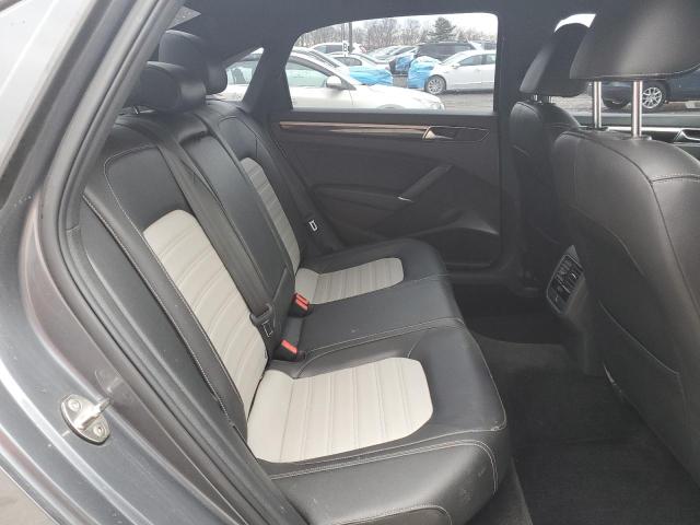 VIN 1VWJM7A33JC040984 2018 VOLKSWAGEN PASSAT no.10