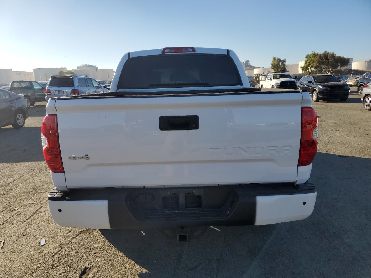 Lot #3029402731 2017 TOYOTA TUNDRA CRE