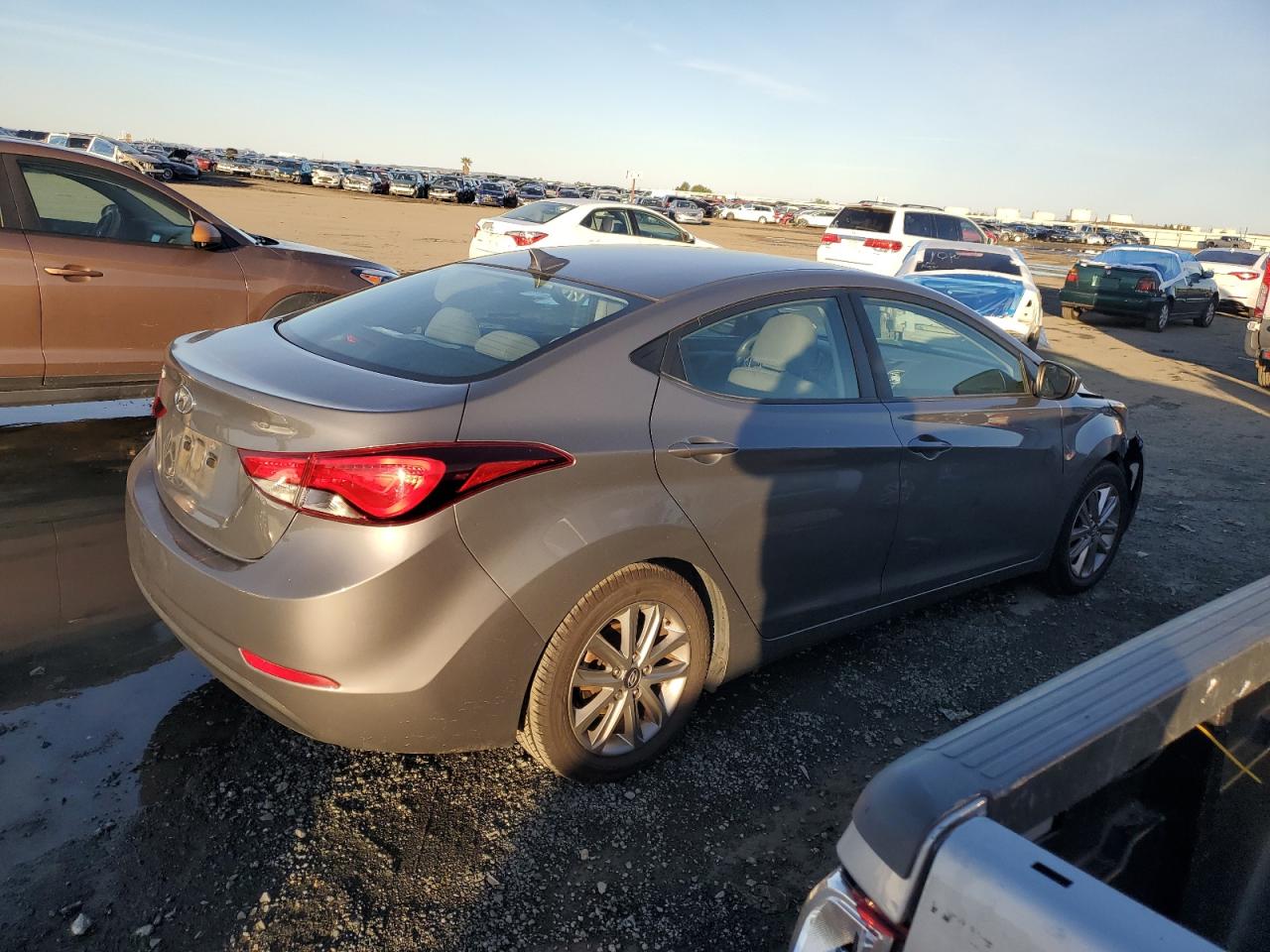 Lot #3050758113 2014 HYUNDAI ELANTRA SE