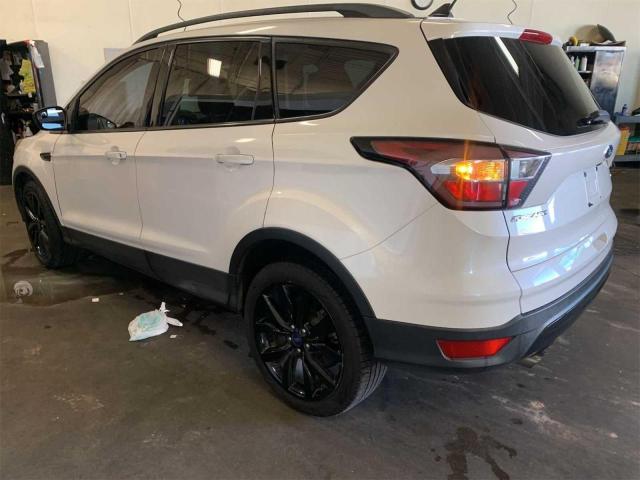 VIN 1FMCU0GD3JUB27888 2018 FORD ESCAPE no.3