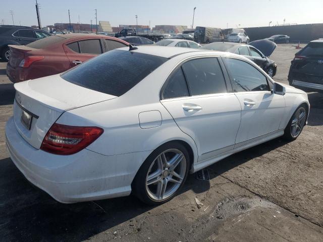 VIN WDDGF4HB5DR272576 2013 MERCEDES-BENZ C-CLASS no.3