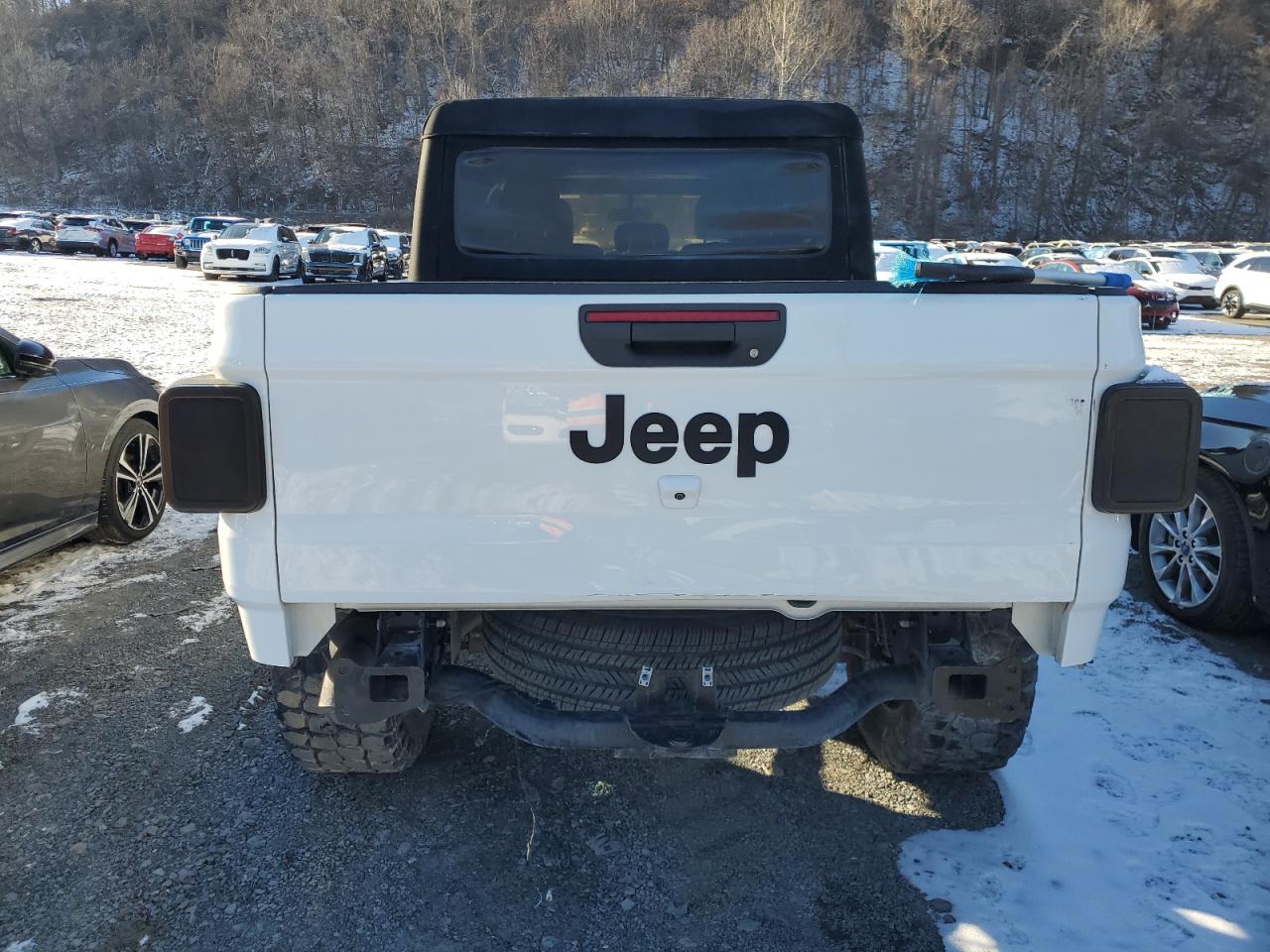 Lot #3033235867 2020 JEEP GLADIATOR