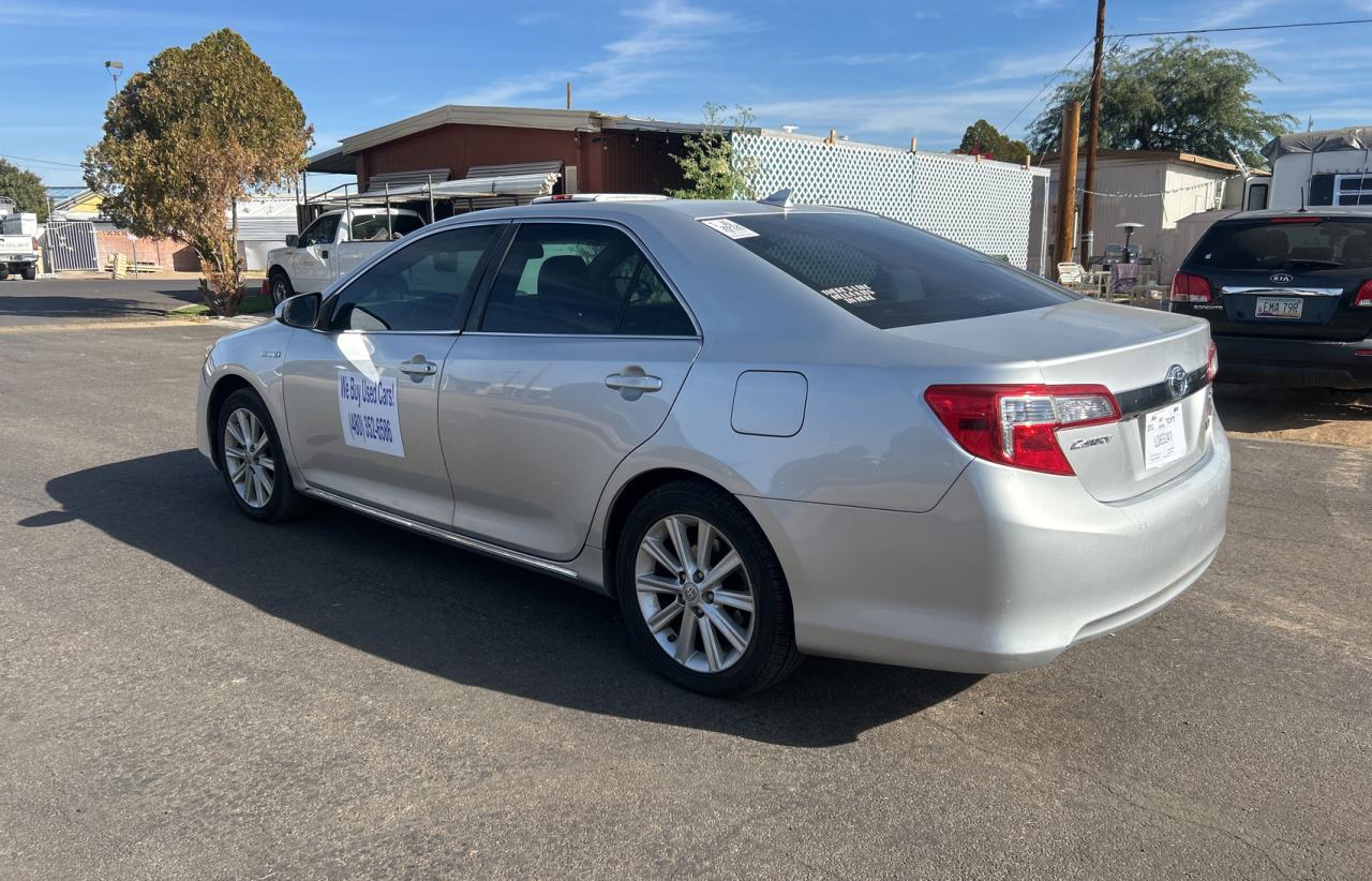 Lot #3024178932 2012 TOYOTA CAMRY HYBR