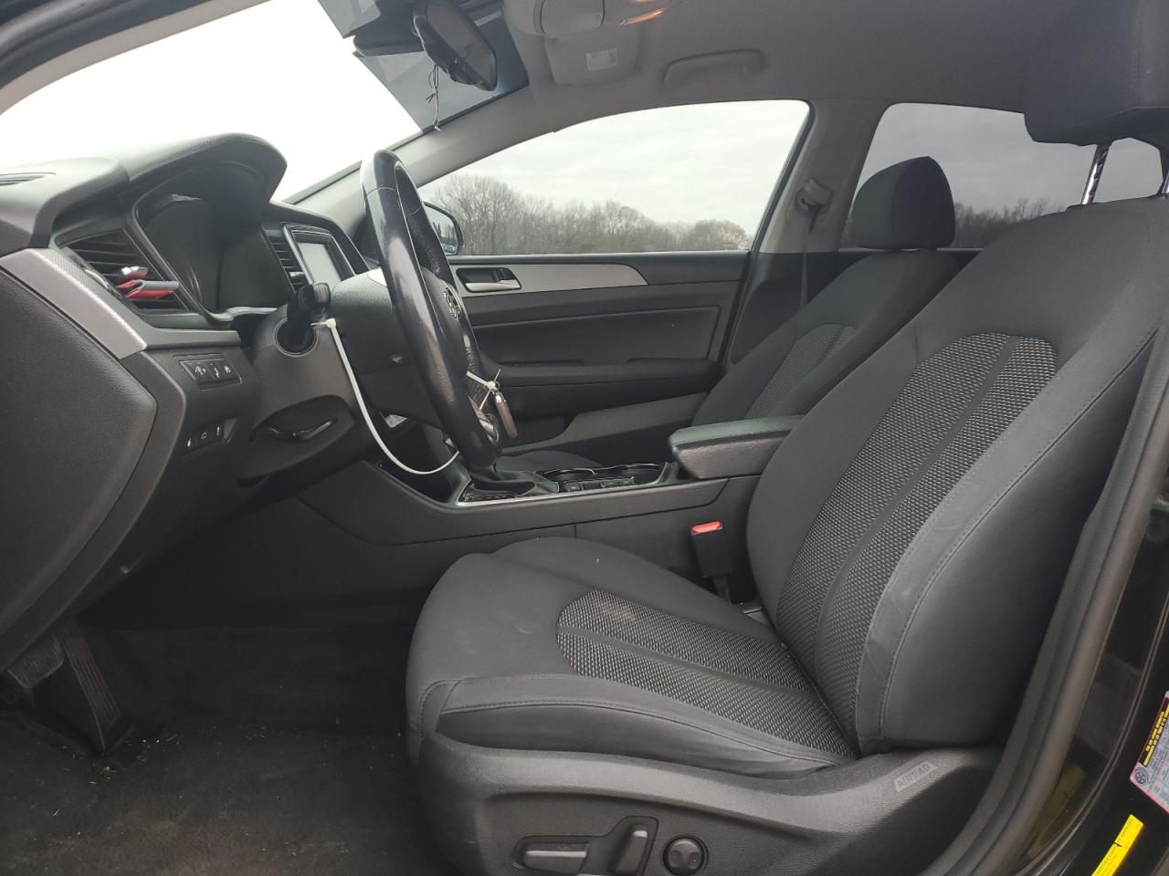 HYUNDAI SONATA SPORT