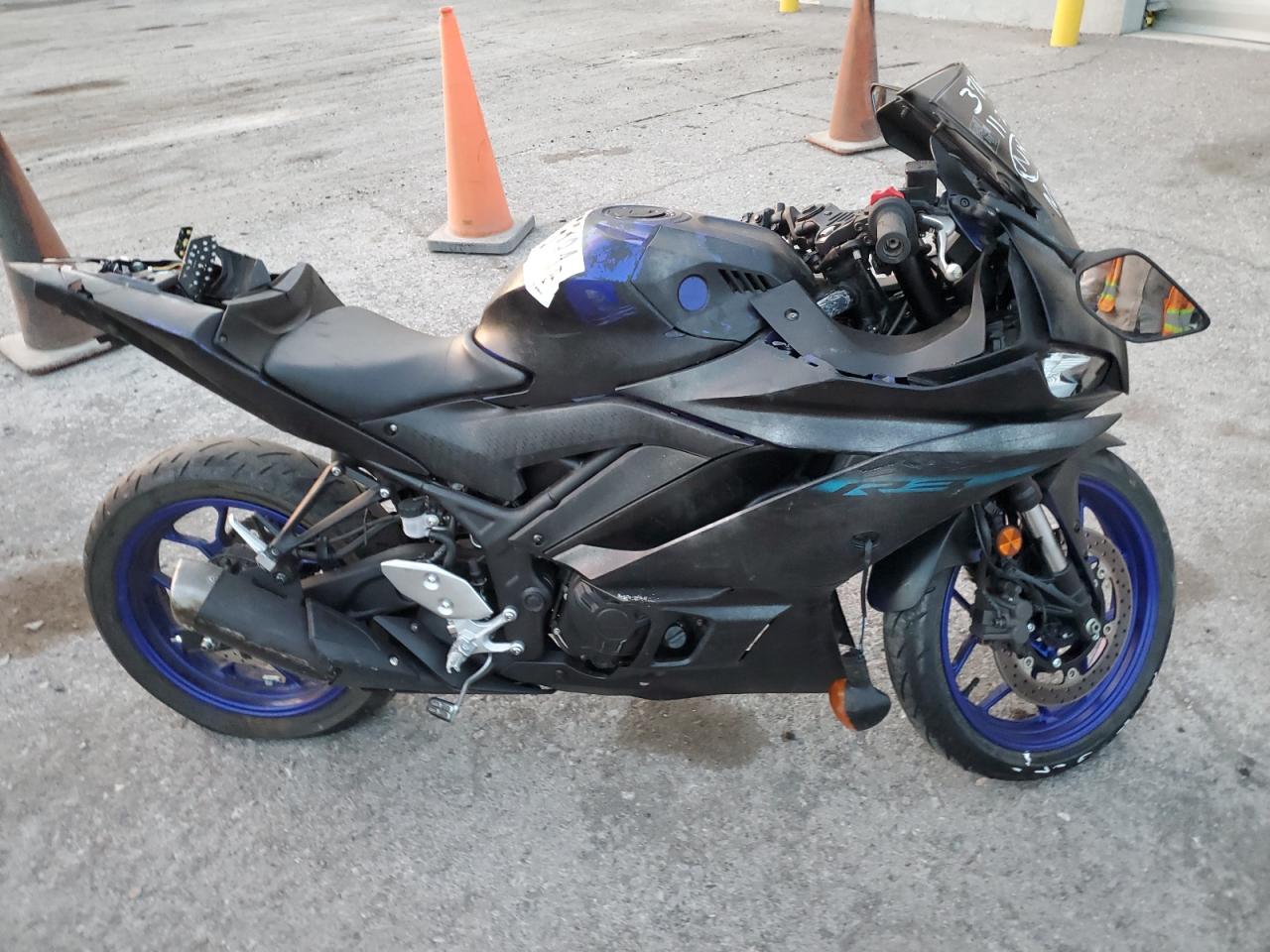Lot #3280467134 2024 YAMAHA YZFR3 A