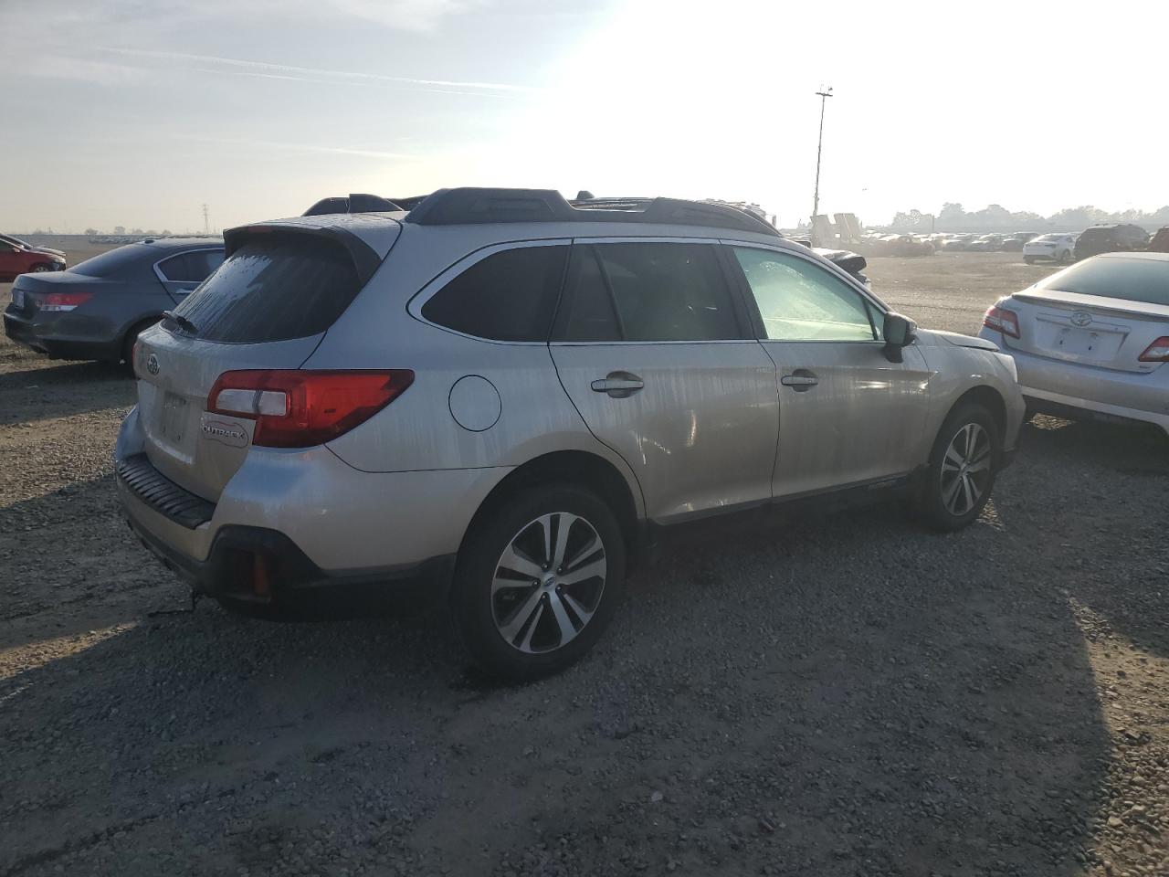 Lot #3030814528 2019 SUBARU OUTBACK 2.