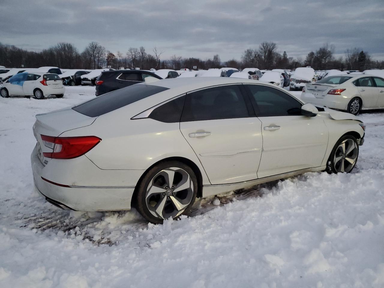 Lot #3034281123 2019 HONDA ACCORD TOU