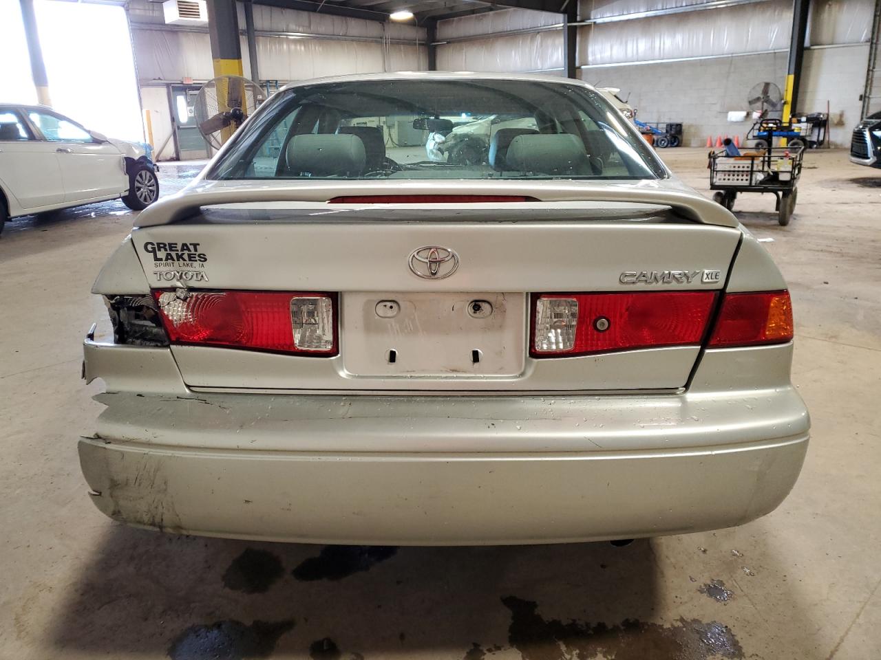 Lot #3050622095 2000 TOYOTA CAMRY LE