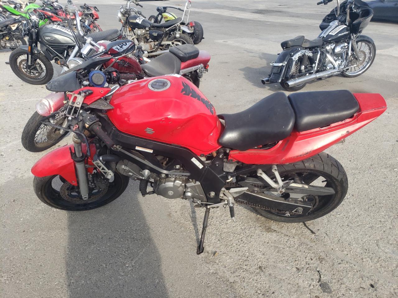 Lot #3024951451 2006 SUZUKI SV650