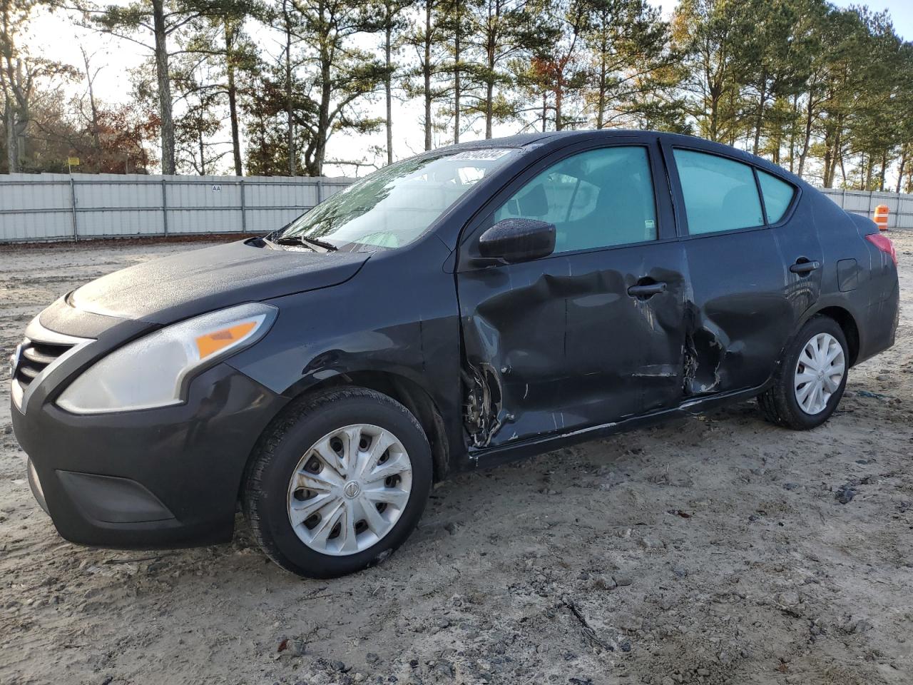  Salvage Nissan Versa