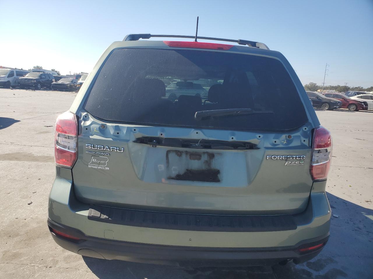 Lot #3033292824 2015 SUBARU FORESTER 2