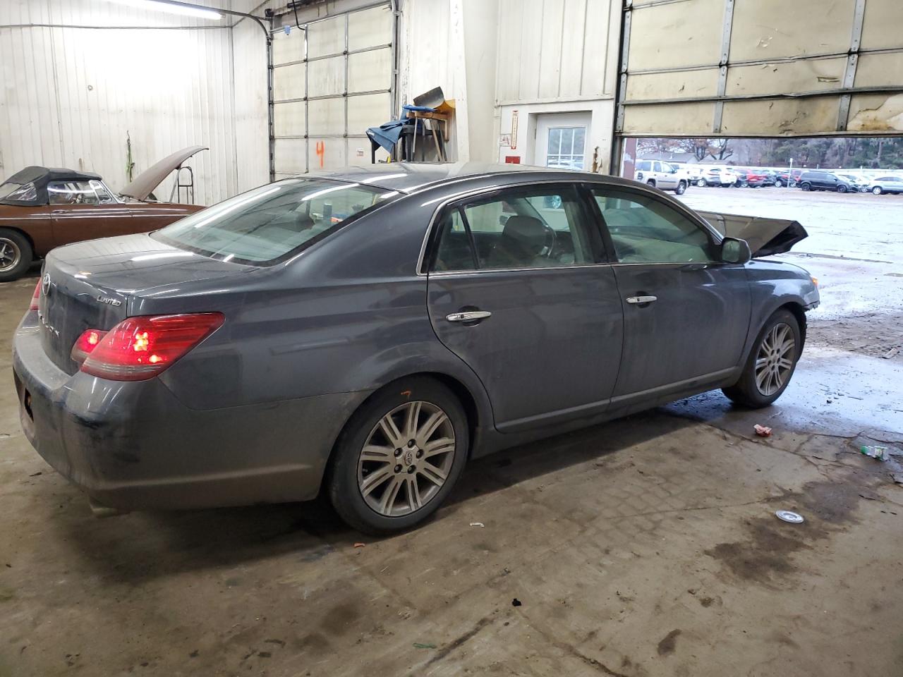 Lot #3050359883 2008 TOYOTA AVALON XL