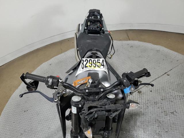 2019 KTM 790 DUKE VBKTU640XKM739031