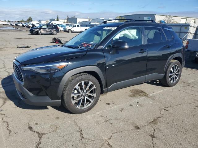 TOYOTA COROLLA CROSS XLE