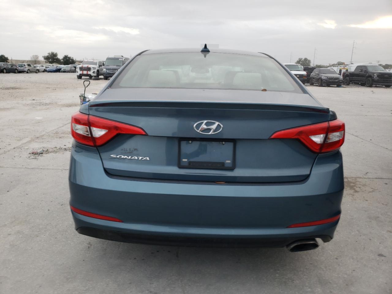 Lot #3027061802 2016 HYUNDAI SONATA SE