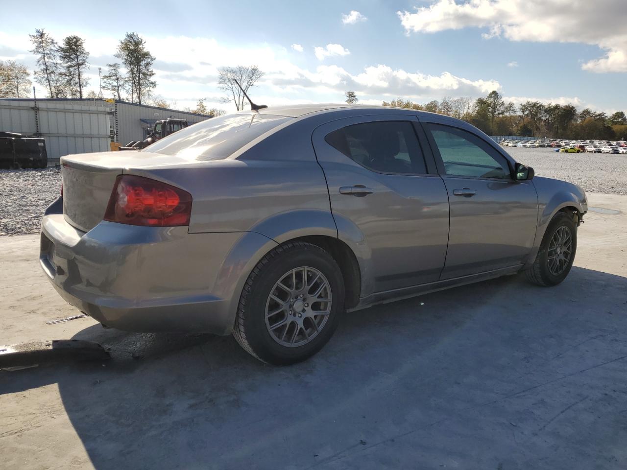 Lot #3024951373 2013 DODGE AVENGER SE