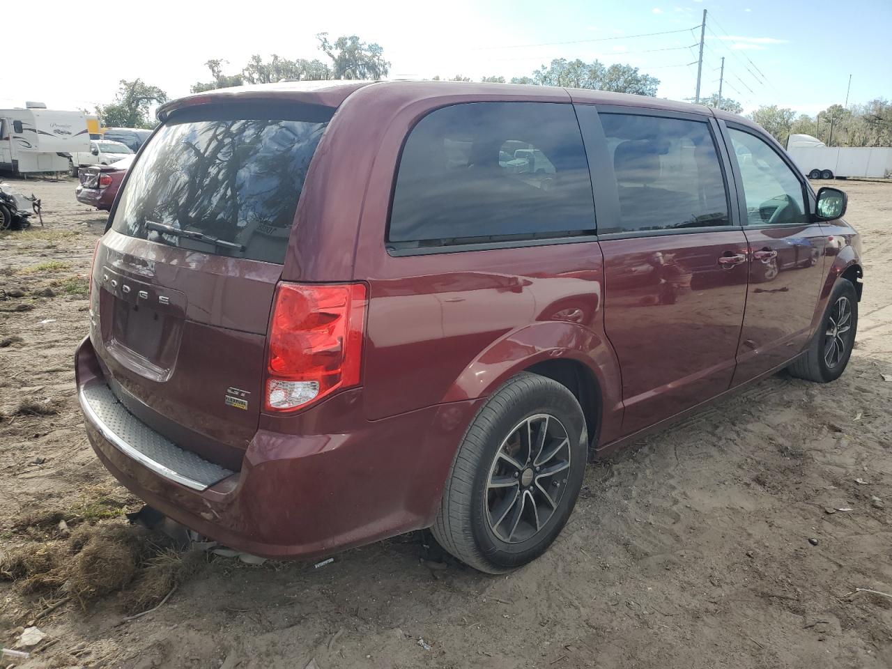 Lot #3030644136 2019 DODGE GRAND CARA