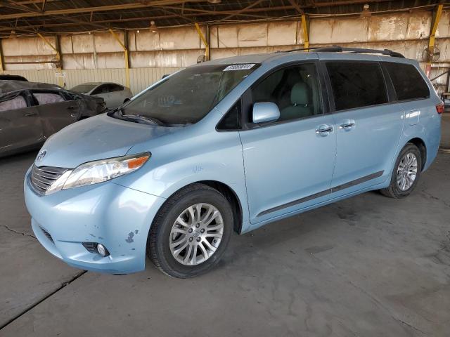 TOYOTA SIENNA XLE