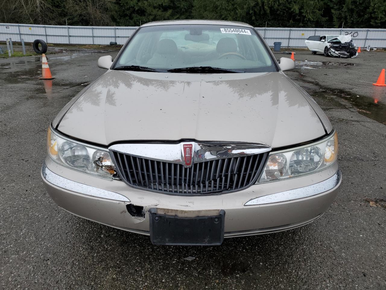 Lot #3048505862 2002 LINCOLN CONTINENTA