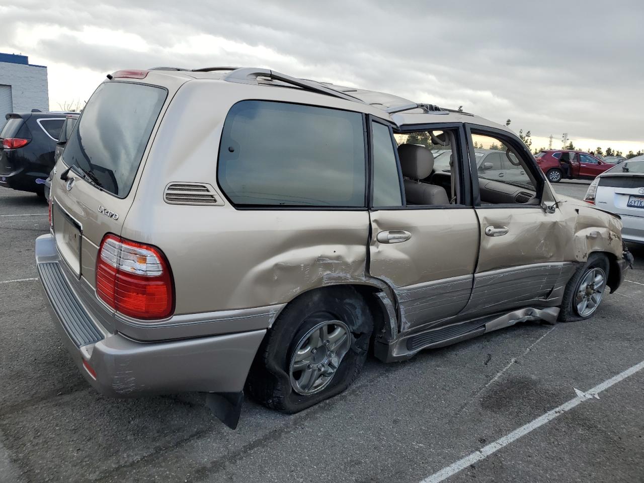 Lot #3055570571 1999 LEXUS LX 470