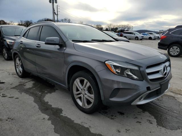 VIN WDCTG4GB1FJ187821 2015 MERCEDES-BENZ GLA-CLASS no.4