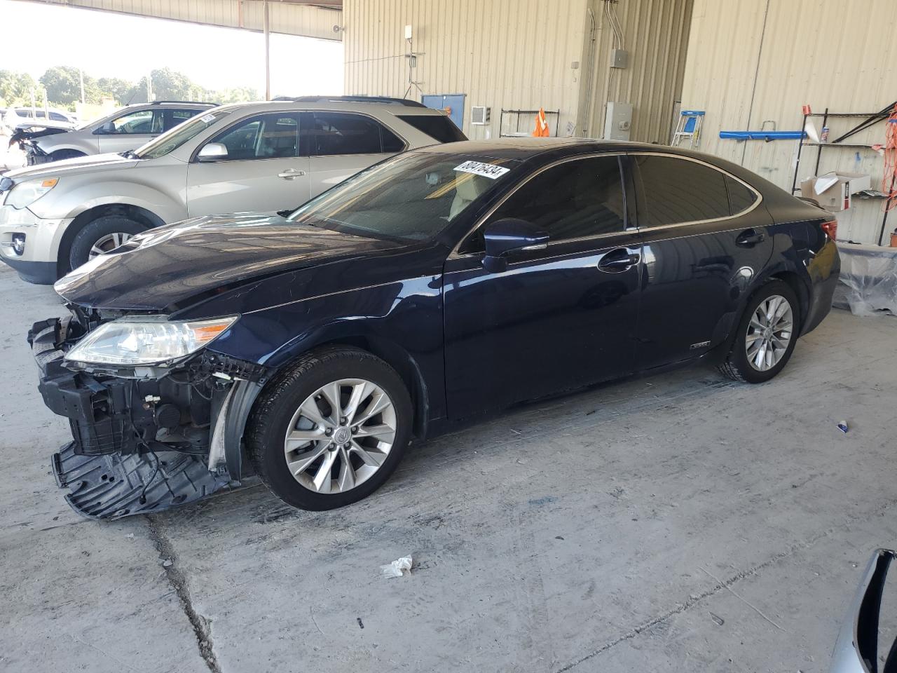  Salvage Lexus Es