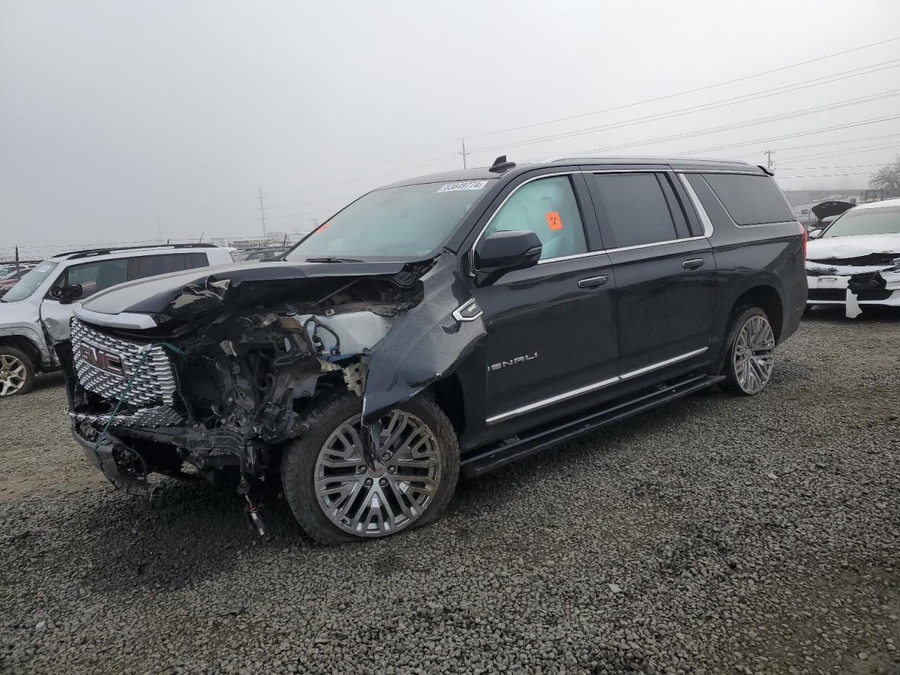  Salvage GMC Yukon