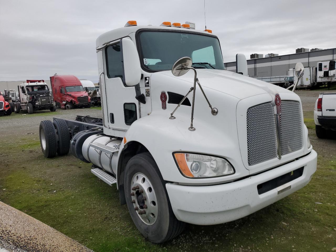  Salvage Kenworth Constructi