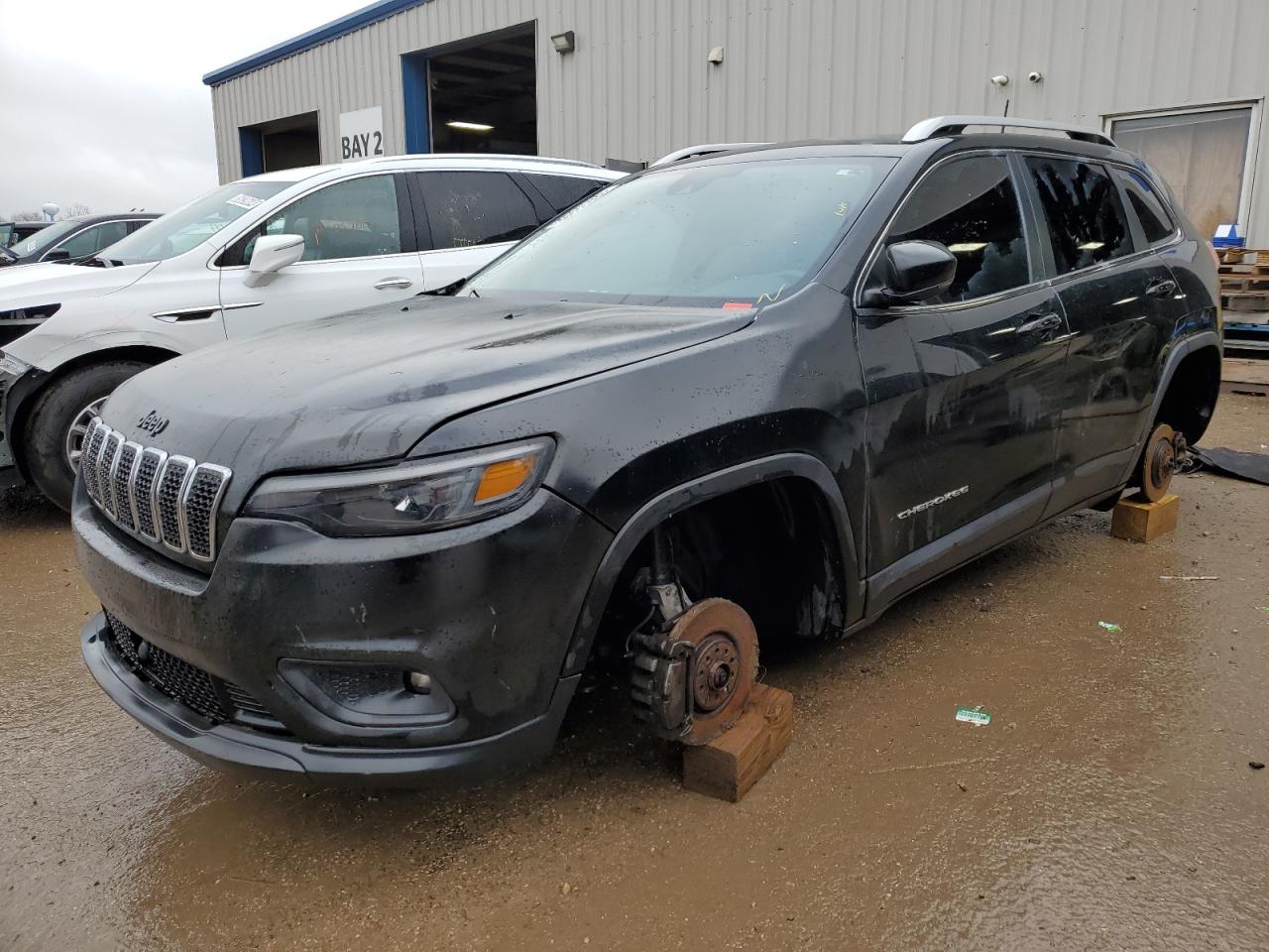  Salvage Jeep Grand Cherokee