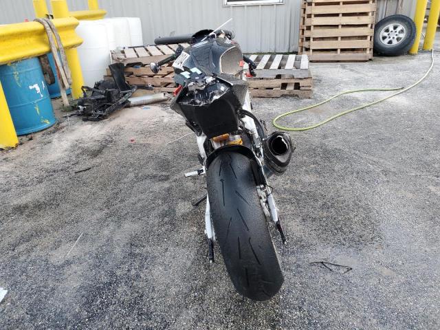 2021 APRILIA RSV4 FACTO ZD4KYUB01MS000271