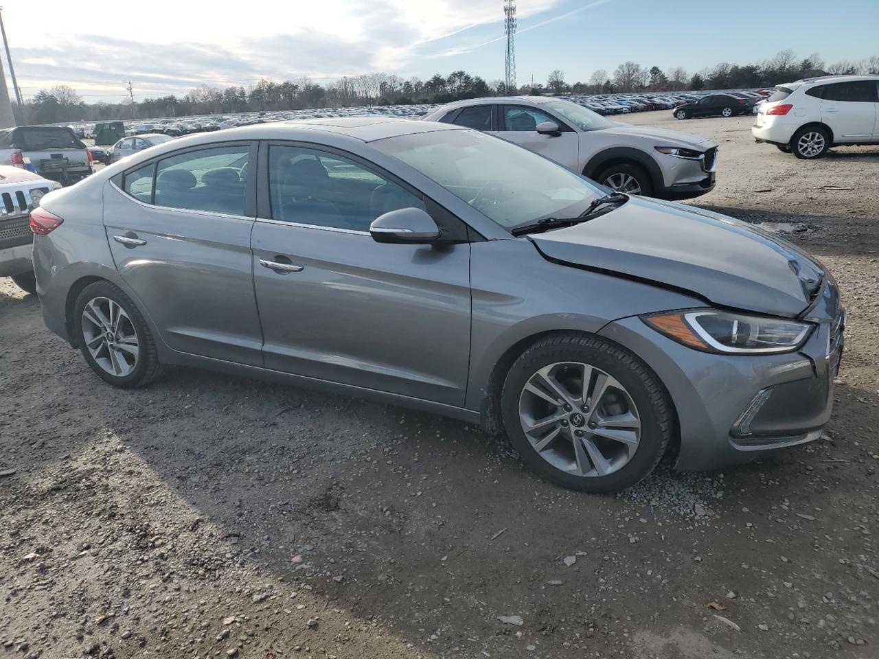 Lot #3040850804 2017 HYUNDAI ELANTRA SE