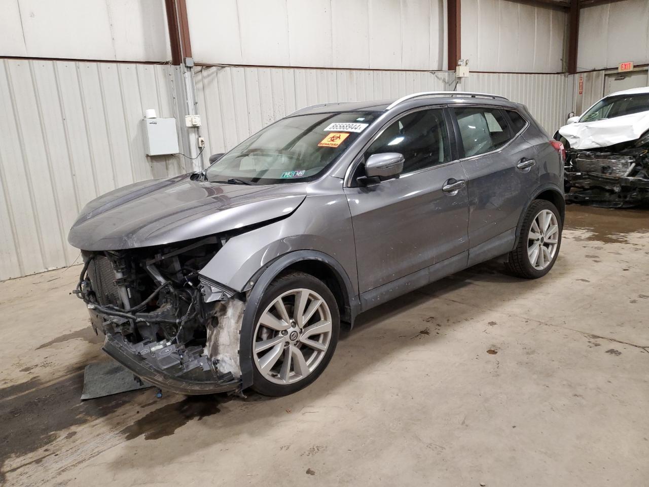 JN1BJ1CR8HW121764 NISSAN ROGUE SPT 2017