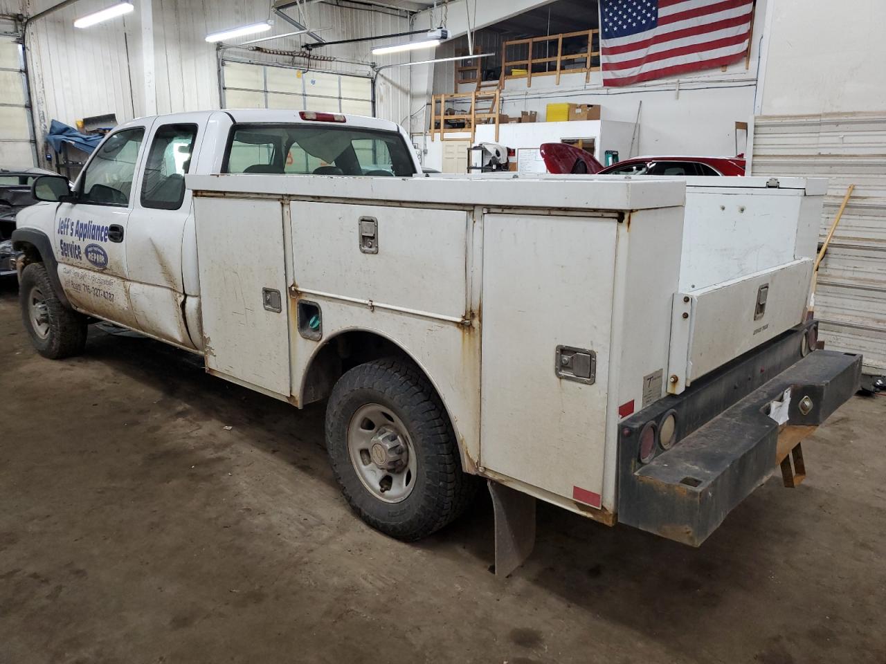 Lot #3029632109 2005 GMC SIERRA K25