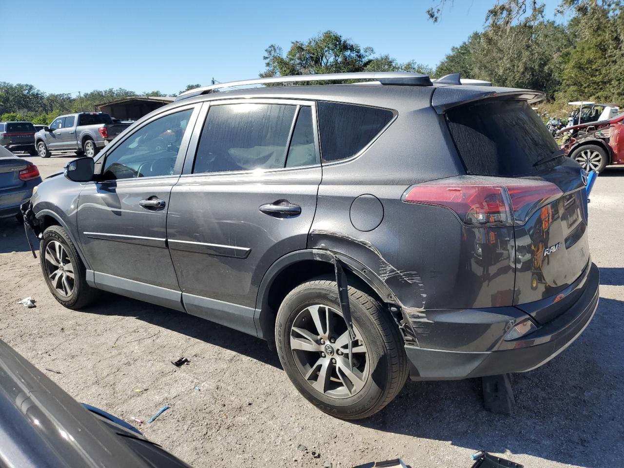 Lot #3037994212 2017 TOYOTA RAV4 XLE