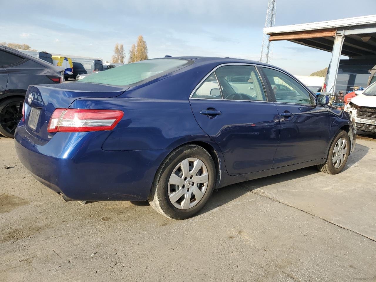 Lot #3024342573 2011 TOYOTA CAMRY BASE