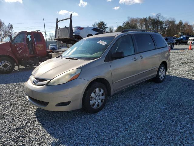 TOYOTA SIENNA CE