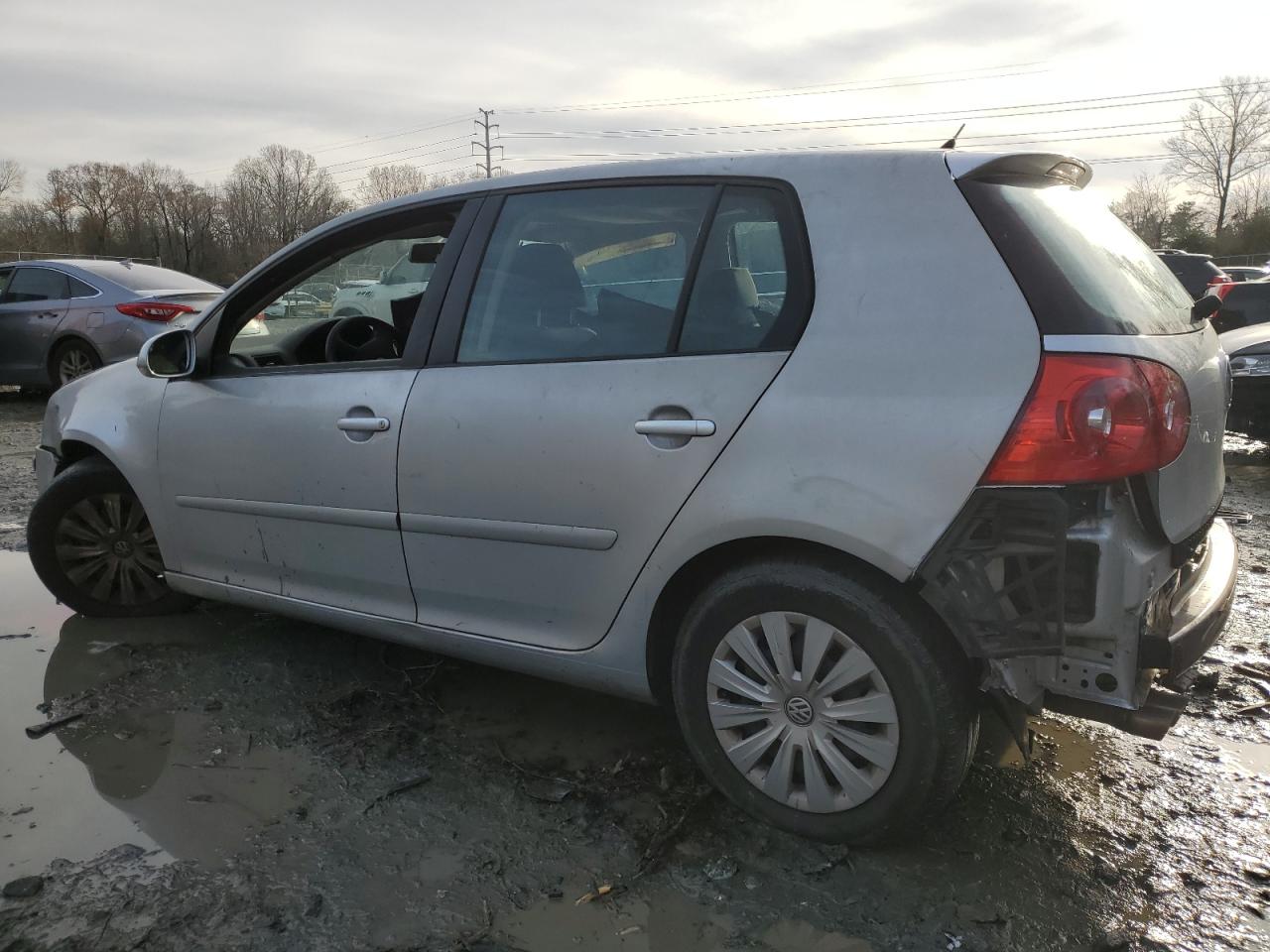 Lot #3037991210 2009 VOLKSWAGEN RABBIT