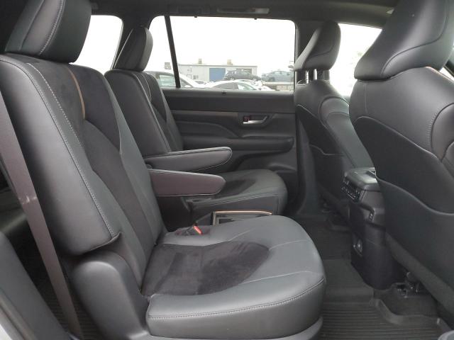 2024 TOYOTA GRAND HIGH - 5TDADAB50RS001795