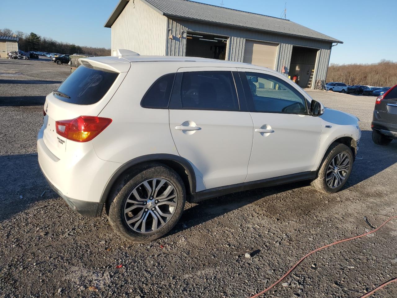 Lot #3033327837 2017 MITSUBISHI OUTLANDER