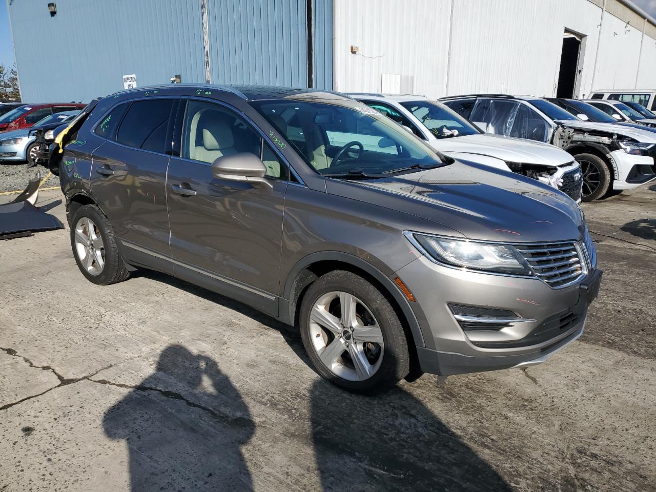 Lot #3026039951 2017 LINCOLN MKC PREMIE