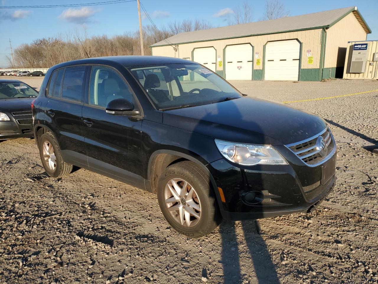 Lot #3029374681 2011 VOLKSWAGEN TIGUAN S