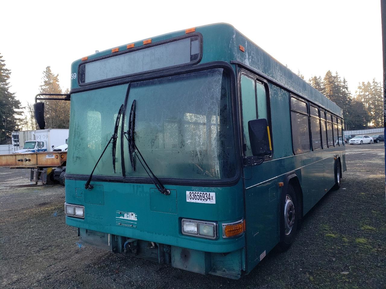 Lot #3023392315 2004 GILLIG TRANSIT BU