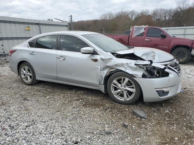 VIN 1N4AL3AP7FN365804 2015 NISSAN ALTIMA no.4