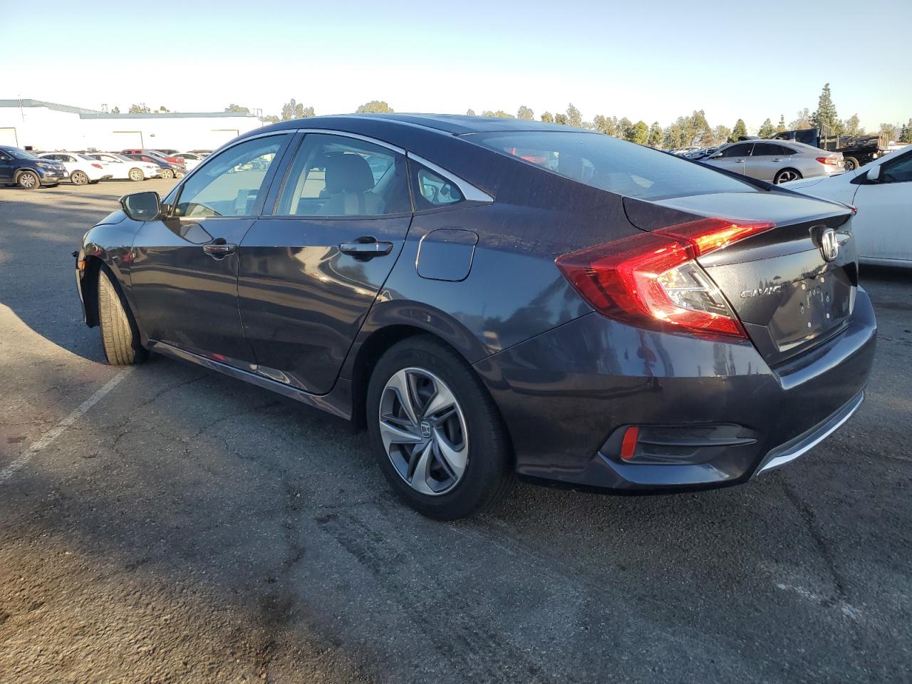 Lot #3028570921 2019 HONDA CIVIC LX