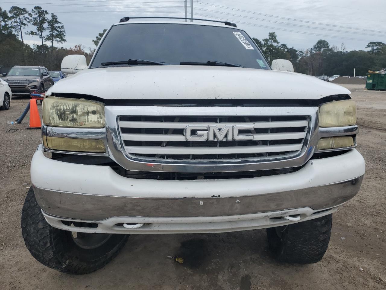 Lot #3027030801 2004 GMC NEW SIERRA