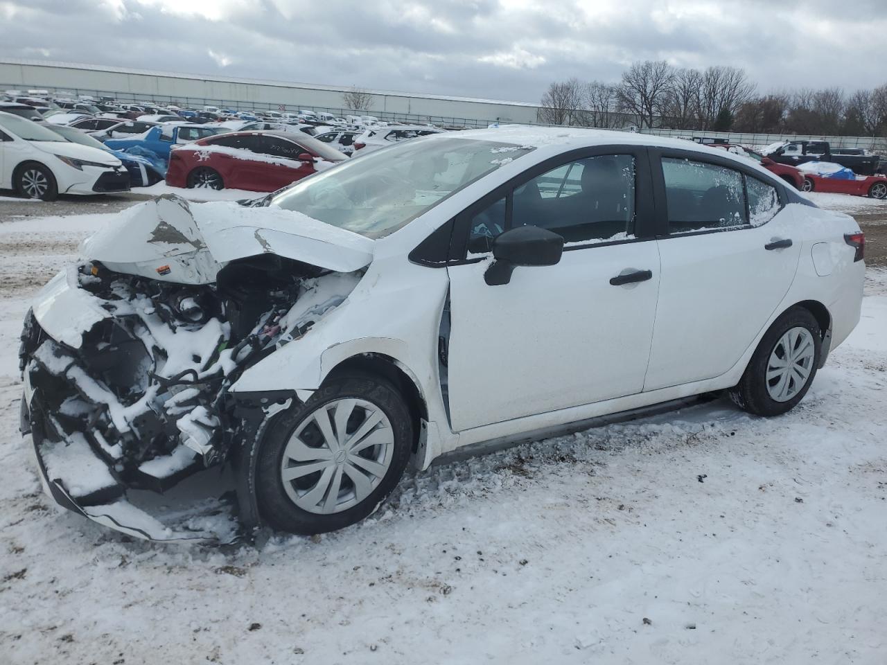  Salvage Nissan Versa